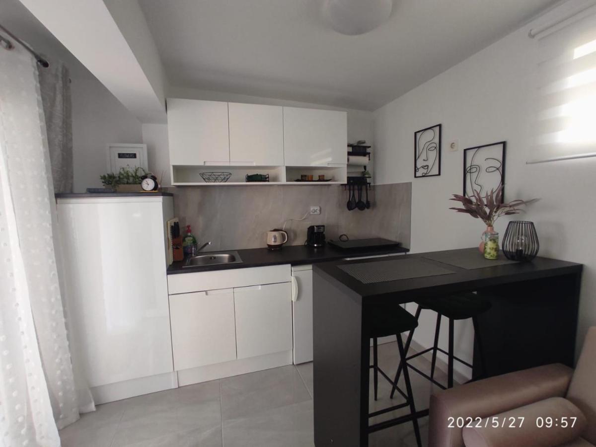 Apartments Mia Bibinje Zewnętrze zdjęcie