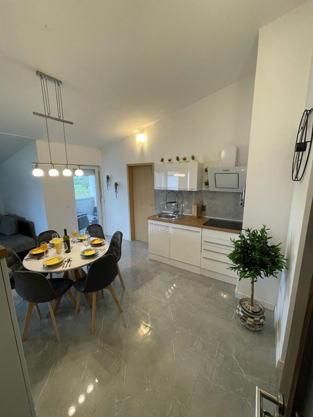 Apartments Mia Bibinje Zewnętrze zdjęcie