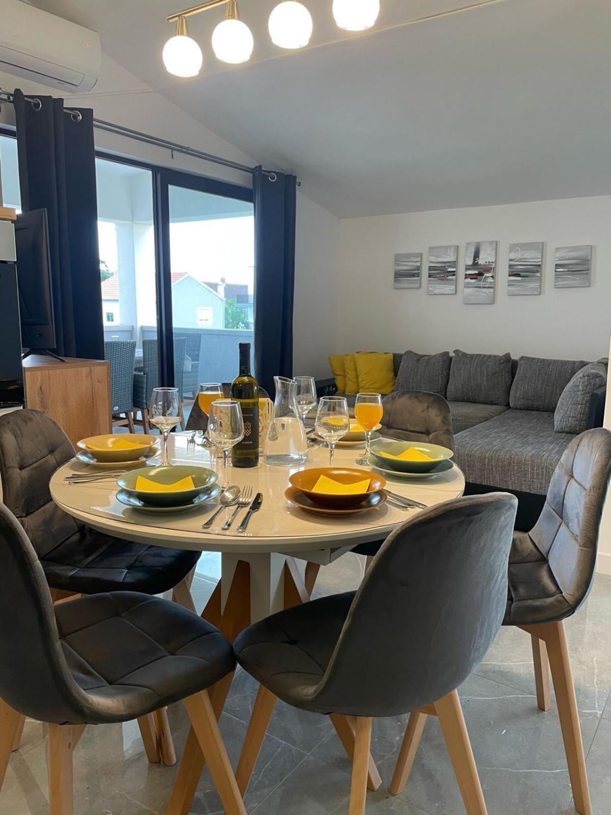 Apartments Mia Bibinje Zewnętrze zdjęcie